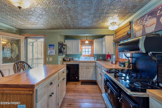 2137 GRAPHITE Road, Clay Springs, AZ 85923