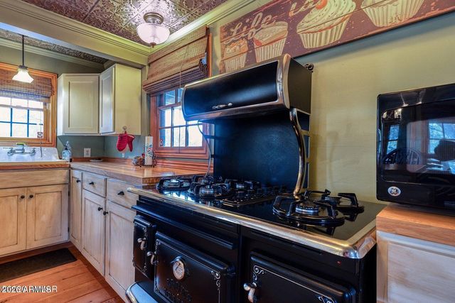 2137 GRAPHITE Road, Clay Springs, AZ 85923