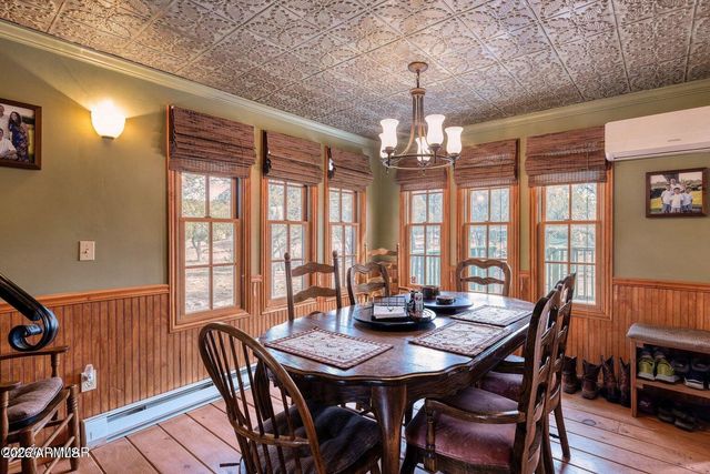 2137 GRAPHITE Road, Clay Springs, AZ 85923