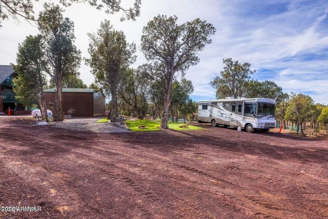 2137 GRAPHITE Road, Clay Springs, AZ 85923