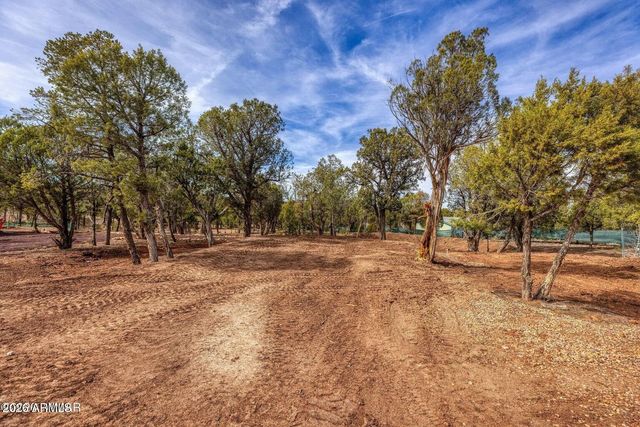 2137 GRAPHITE Road, Clay Springs, AZ 85923