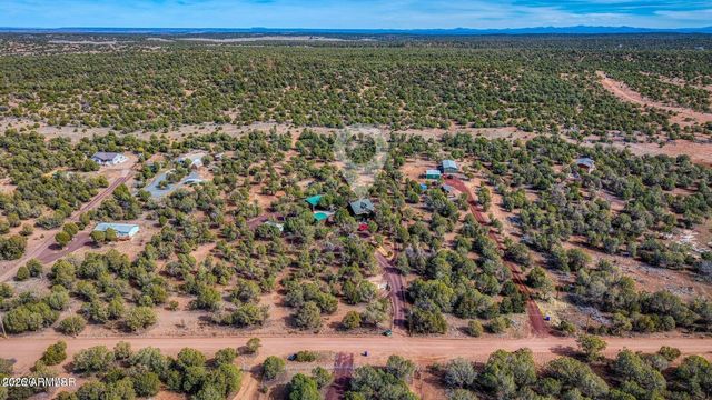 2137 GRAPHITE Road, Clay Springs, AZ 85923