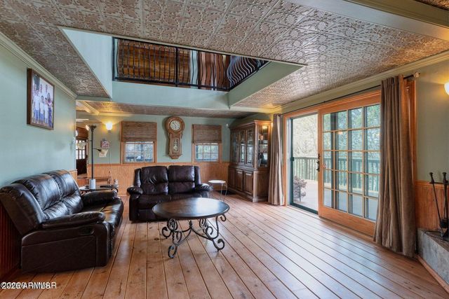 2137 GRAPHITE Road, Clay Springs, AZ 85923