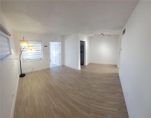 1700 Cleveland St 203, Hollywood, FL 33020