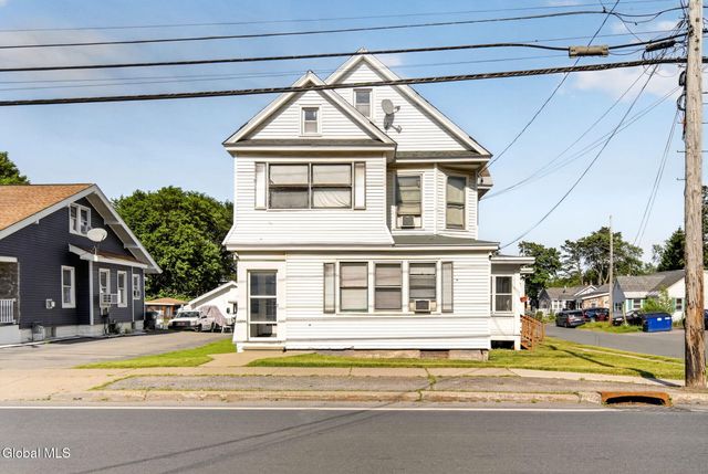 1374 Helderberg Avenue, Rotterdam, NY 12306