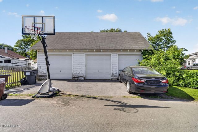 1374 Helderberg Avenue, Rotterdam, NY 12306