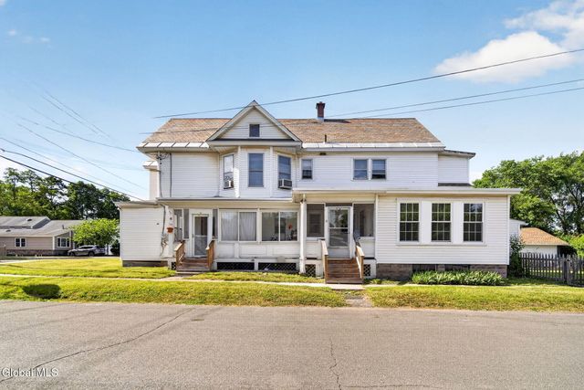 1374 Helderberg Avenue, Rotterdam, NY 12306