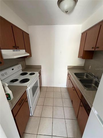 223 ORANGE STREET 1-6, Auburndale, FL 33823