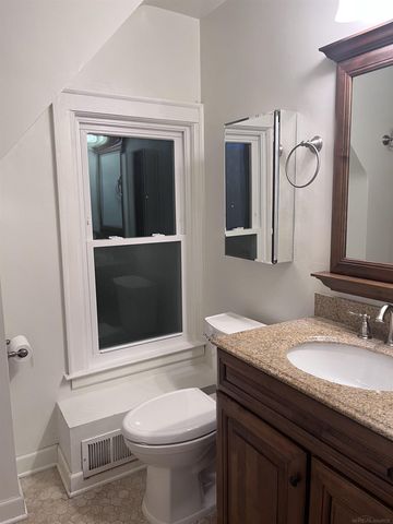 11325 Blackburn Street, Livonia, MI 48150