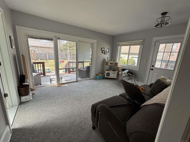 11325 Blackburn Street, Livonia, MI 48150