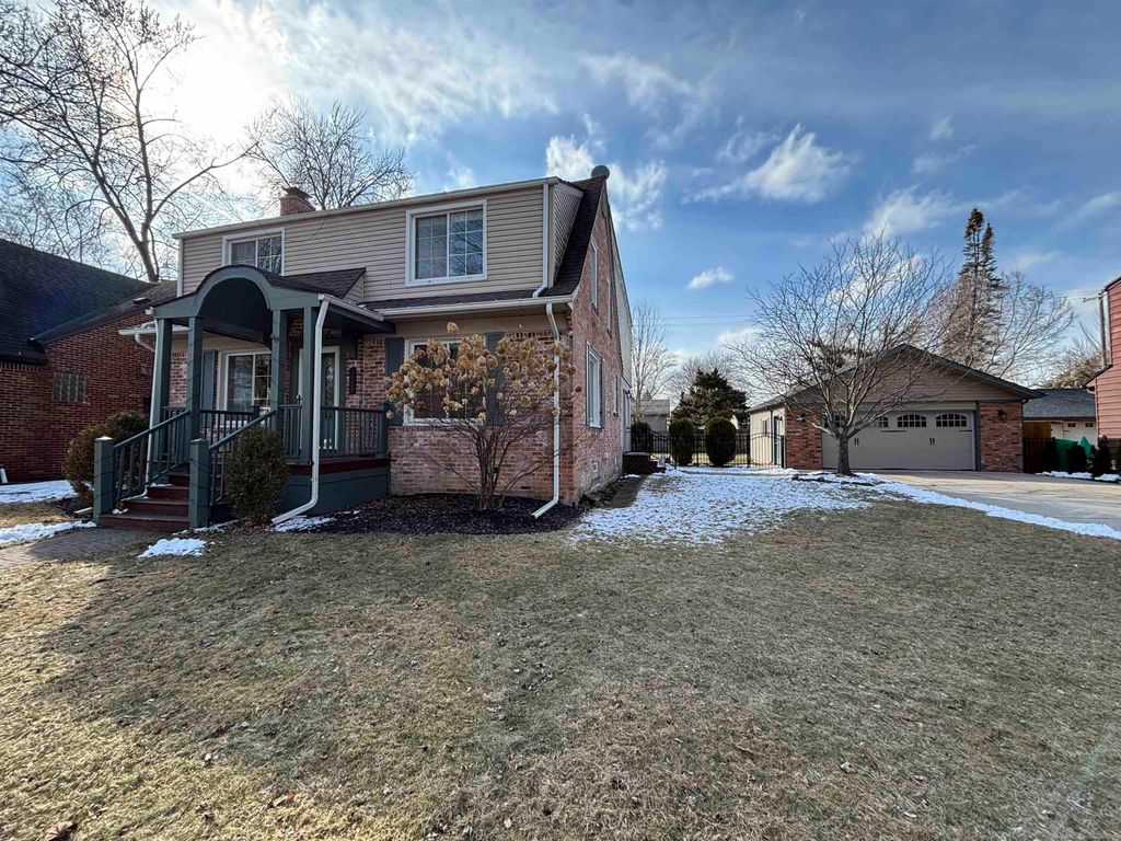 11325 Blackburn Street, Livonia, MI 48150