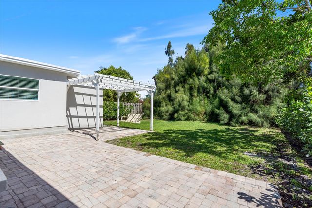 543 NE 3rd Avenue, Delray Beach, FL 33444