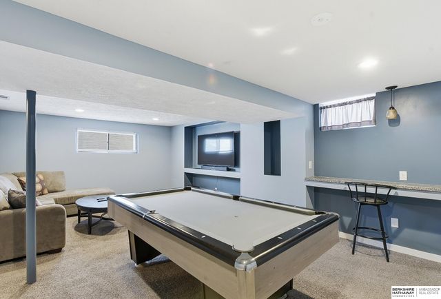 7107 S 78th Street, La Vista, NE 68128