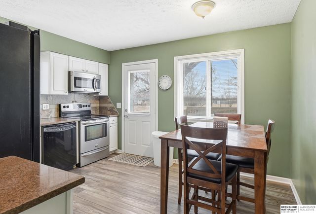 7107 S 78th Street, La Vista, NE 68128