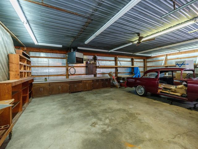 22853 Concord Avenue, Mattawan, MI 49071