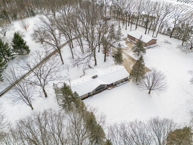 22853 Concord Avenue, Mattawan, MI 49071