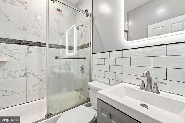2314 S HEMBERGER ST, Philadelphia, PA 19145
