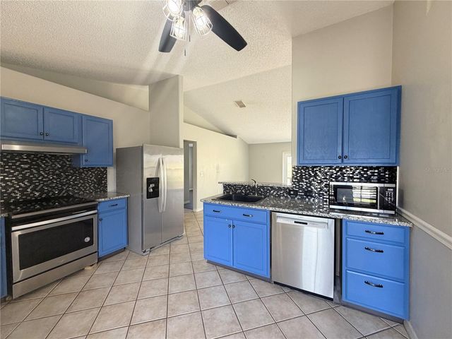 2703 LEAFY WAY LANE, Deltona, FL 32725