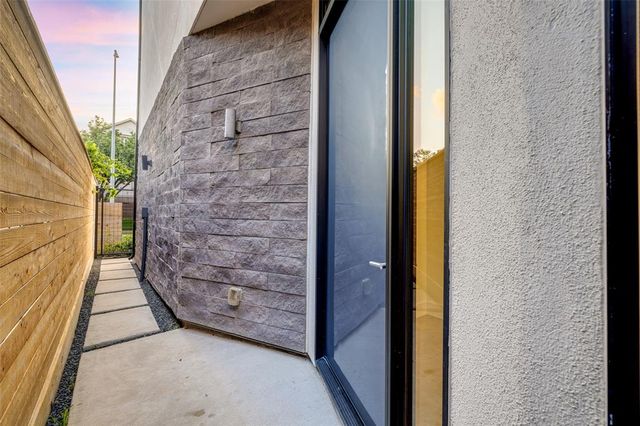 1415 Crocker Street, Houston, TX 77019