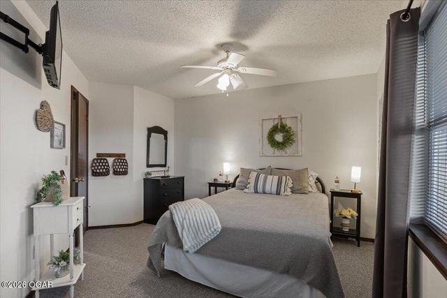 11804 Dogwood Drive, Garfield, AR 72732