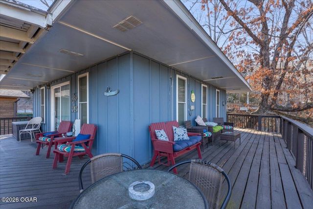 11804 Dogwood Drive, Garfield, AR 72732