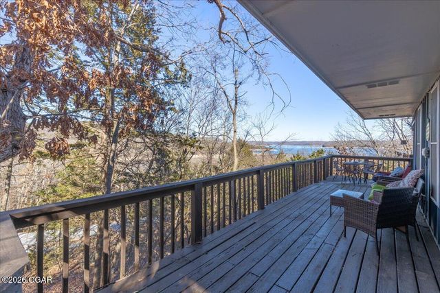 11804 Dogwood Drive, Garfield, AR 72732