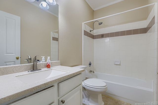 13607 Windy Creek, Helotes, TX 78023