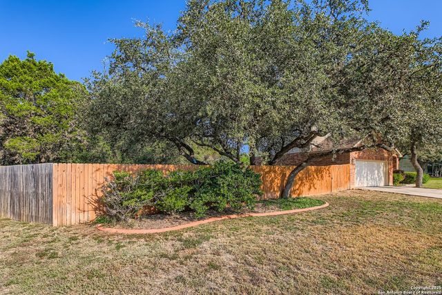 13607 Windy Creek, Helotes, TX 78023