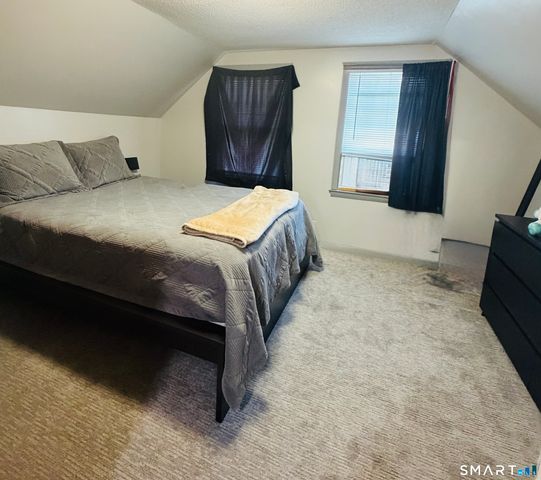 21 Whitman Street, New Britain, CT 06051