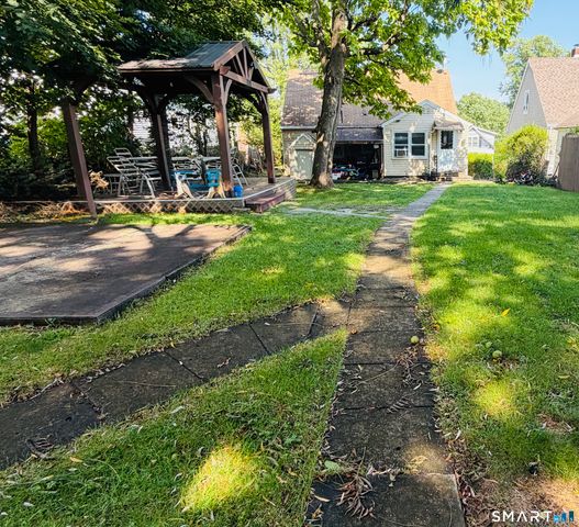 21 Whitman Street, New Britain, CT 06051