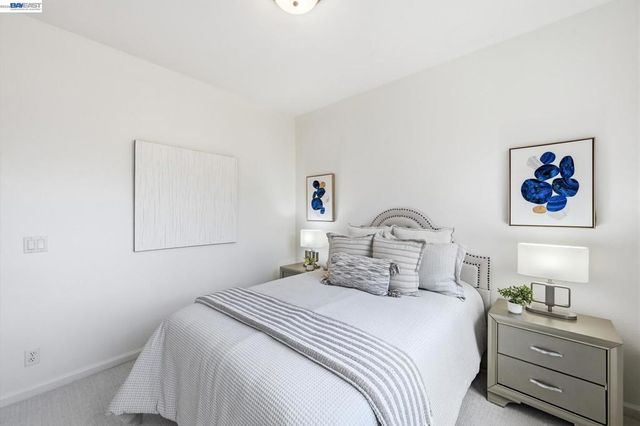 4822 Portola Redwood Ln, San Jose, CA 95124