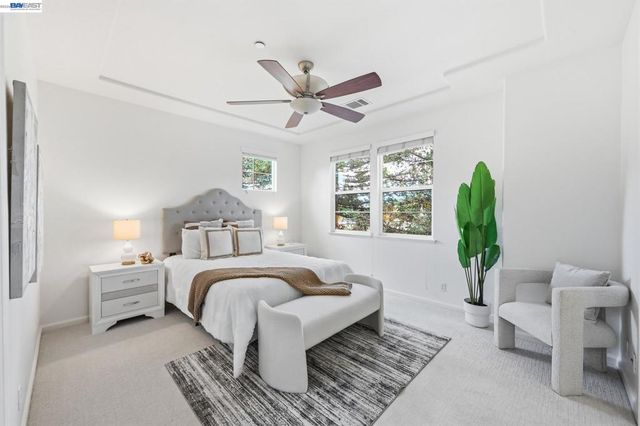4822 Portola Redwood Ln, San Jose, CA 95124