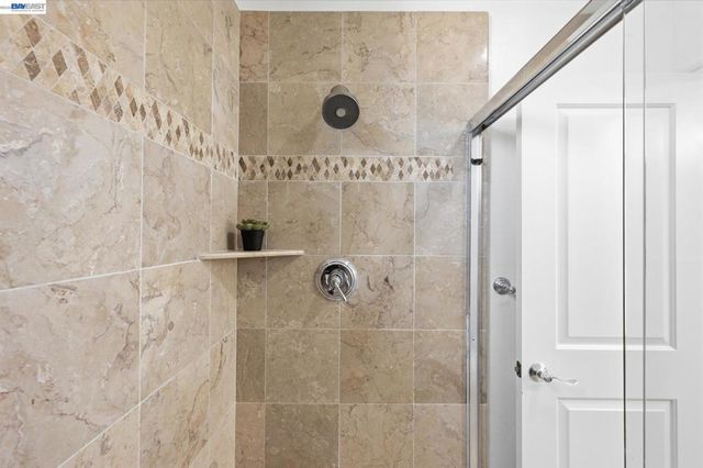 4822 Portola Redwood Ln, San Jose, CA 95124