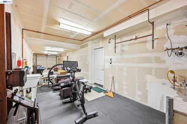 4822 Portola Redwood Ln, San Jose, CA 95124