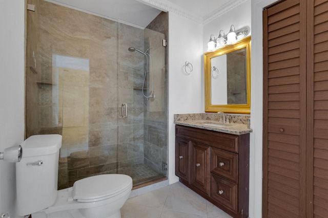 8829 Bella Vista Drive 282, Boca Raton, FL 33433