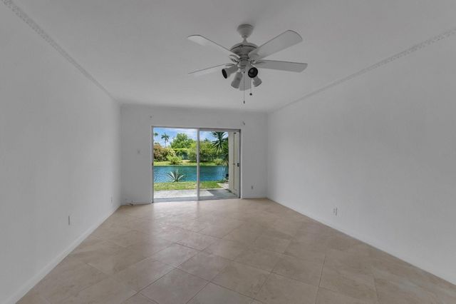 8829 Bella Vista Drive 282, Boca Raton, FL 33433