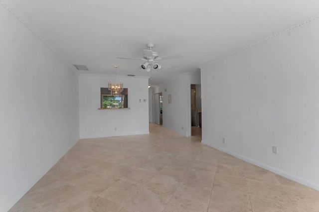 8829 Bella Vista Drive 282, Boca Raton, FL 33433