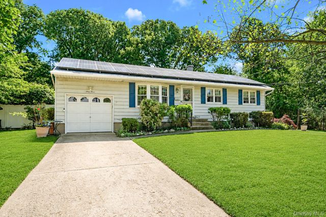 63 Otis Road, Islip Terrace, NY 11752