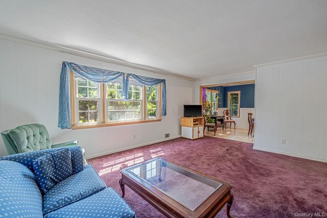 63 Otis Road, Islip Terrace, NY 11752