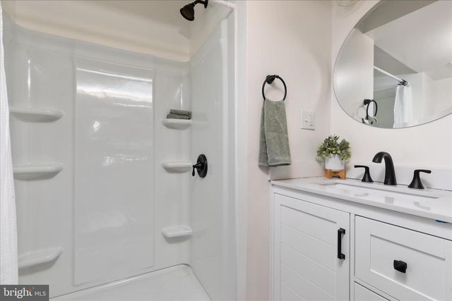 1197 JOHN MARSHALL HWY, Strasburg, VA 22657