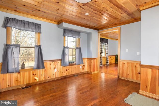 1197 JOHN MARSHALL HWY, Strasburg, VA 22657