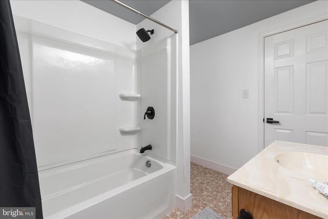 1197 JOHN MARSHALL HWY, Strasburg, VA 22657