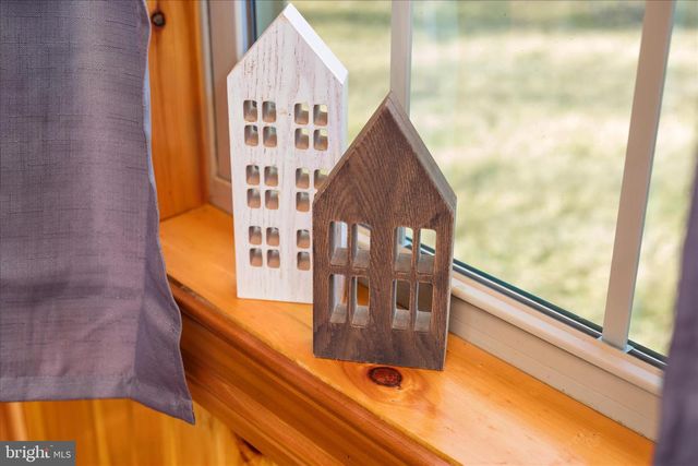 1197 JOHN MARSHALL HWY, Strasburg, VA 22657