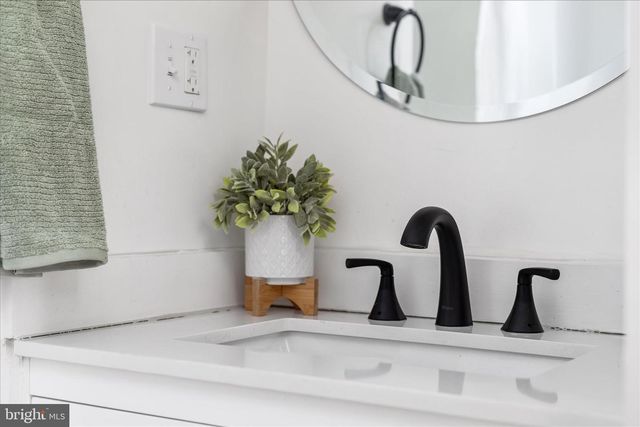 1197 JOHN MARSHALL HWY, Strasburg, VA 22657