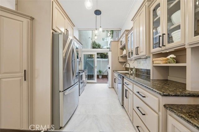 5658 Ravenspur Drive 208, Rancho Palos Verdes, CA 90275