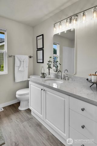 25052 SE 43rd Way, Sammamish, WA 98029