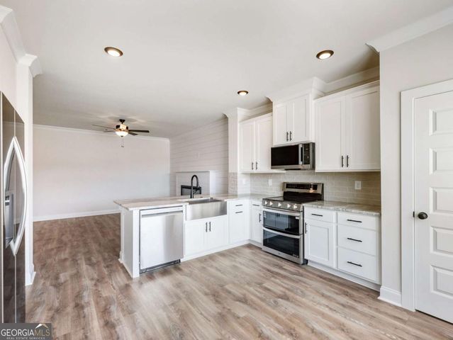 208 Grand Highlands Court 37, Winder, GA 30680