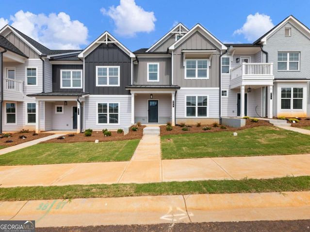 208 Grand Highlands Court 37, Winder, GA 30680