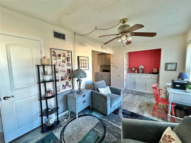 2360 IRISH LANE 46, Clearwater, FL 33763