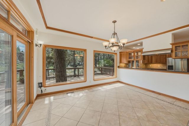 637 NW Silver Buckle Road, Bend, OR 97703